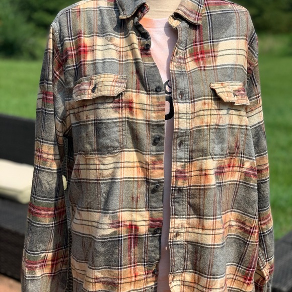 Bleached Flannels - Picture 7 of 10